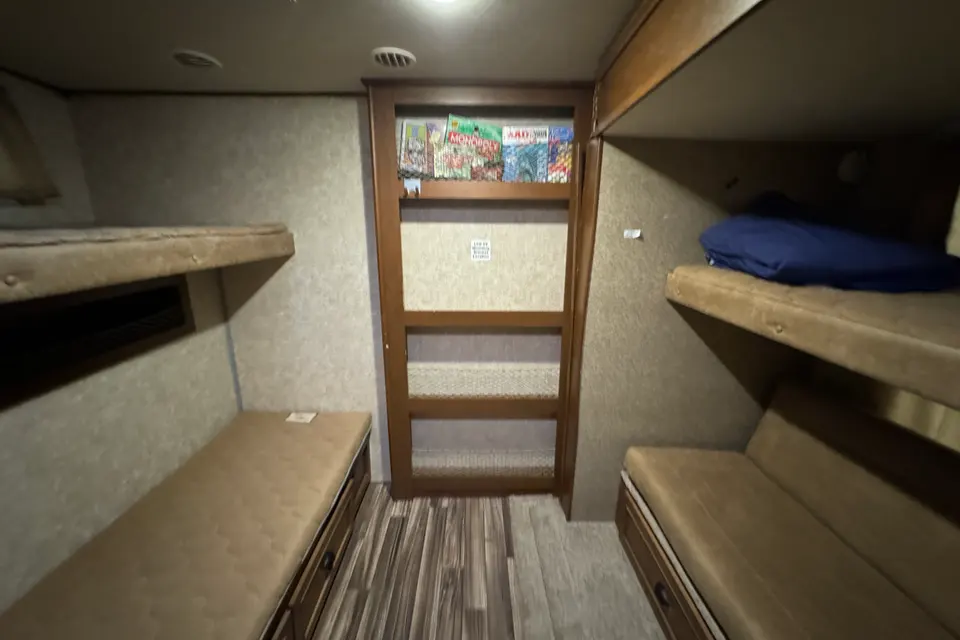 The Okanagan Family Getaway — Sleeps 8!