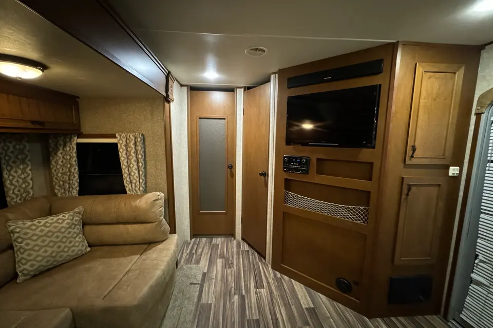 The Okanagan Family Getaway — Sleeps 8!