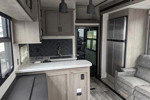 Emily's Keystone Raptor Fifth Wheel
