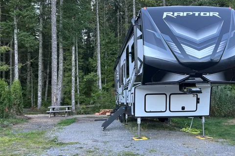 Emily's Keystone Raptor Fifth Wheel