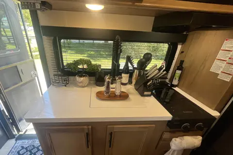 New 2025 black label delivered and fully setup