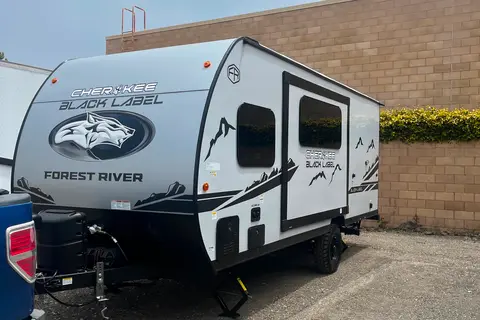 New 2025 black label delivered and fully setup