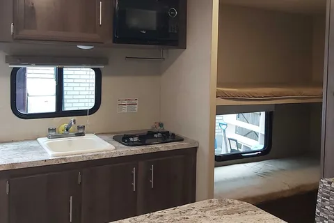 PETER's KZ Escape Travel Trailer