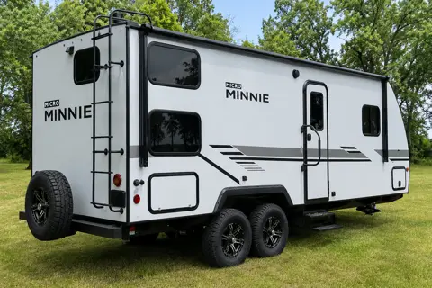 The Happy Glamper Bunkhouse - Winnebago Micro Minnie 1800BH Travel Trailer
