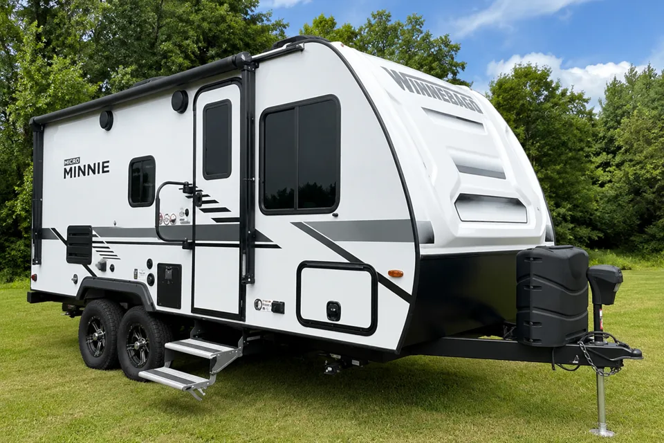 Shay's Winnebago Micro Minnie 1800BH Travel Trailer