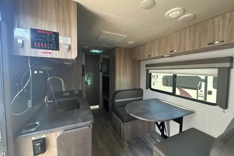 The Happy Glamper Bunkhouse - Winnebago Micro Minnie 1800BH Travel Trailer