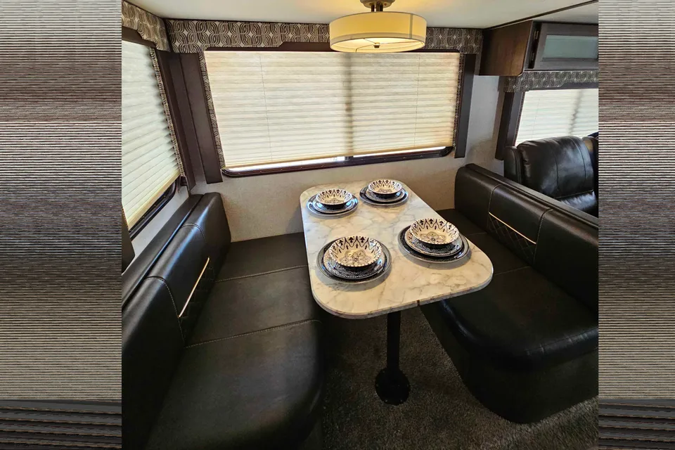 2020 Coleman 2955RL Travel Trailer