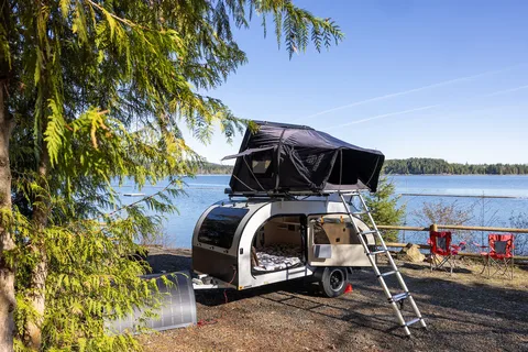 DROPLET Teardrop Trailer [sleeps 2 - 4] - with rooftop tent