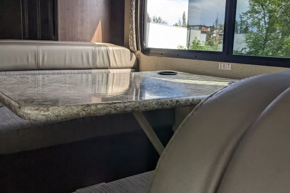 Debra's Thor Motor Coach Chateau Class C
