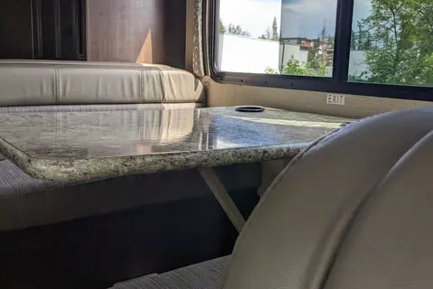 Debra's Thor Motor Coach Chateau Class C