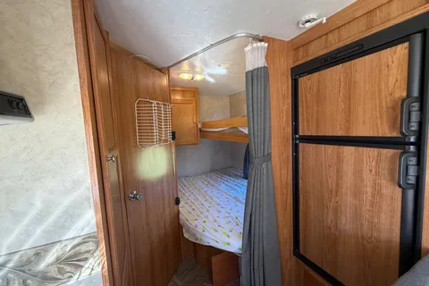 Family & Pet friendly, ready to go trailer!