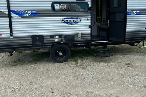 Country Cruiser's Travel Trailer #2