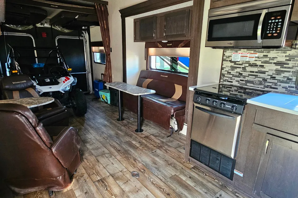 David's Forest River 336GSLR Toy Hauler