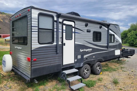 Turner Family Toy Hauler