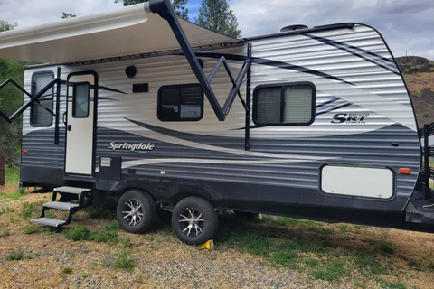 Turner Family Toy Hauler