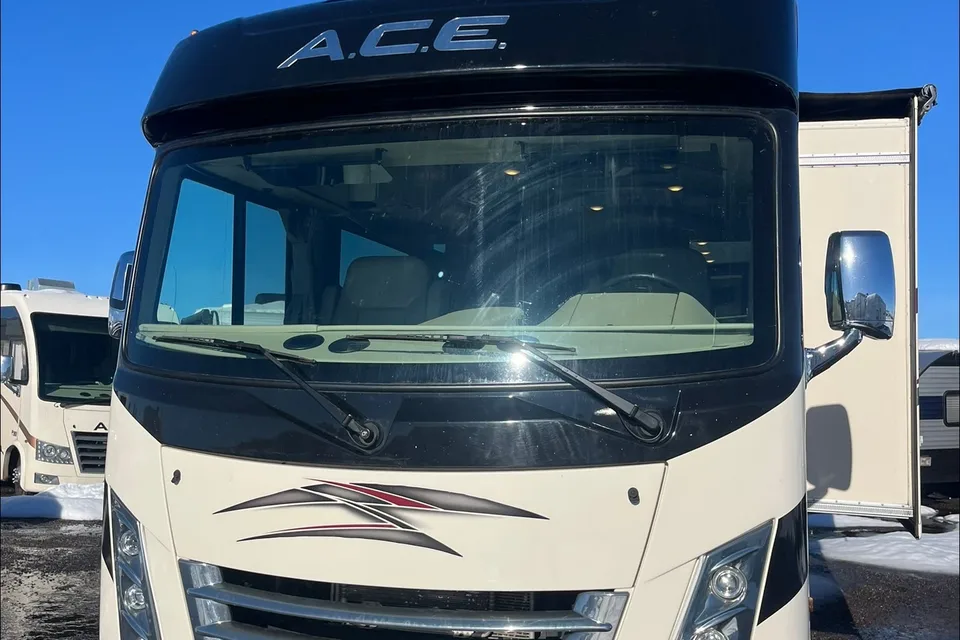 'Queenie' the 2022 Thor ACE ACO809