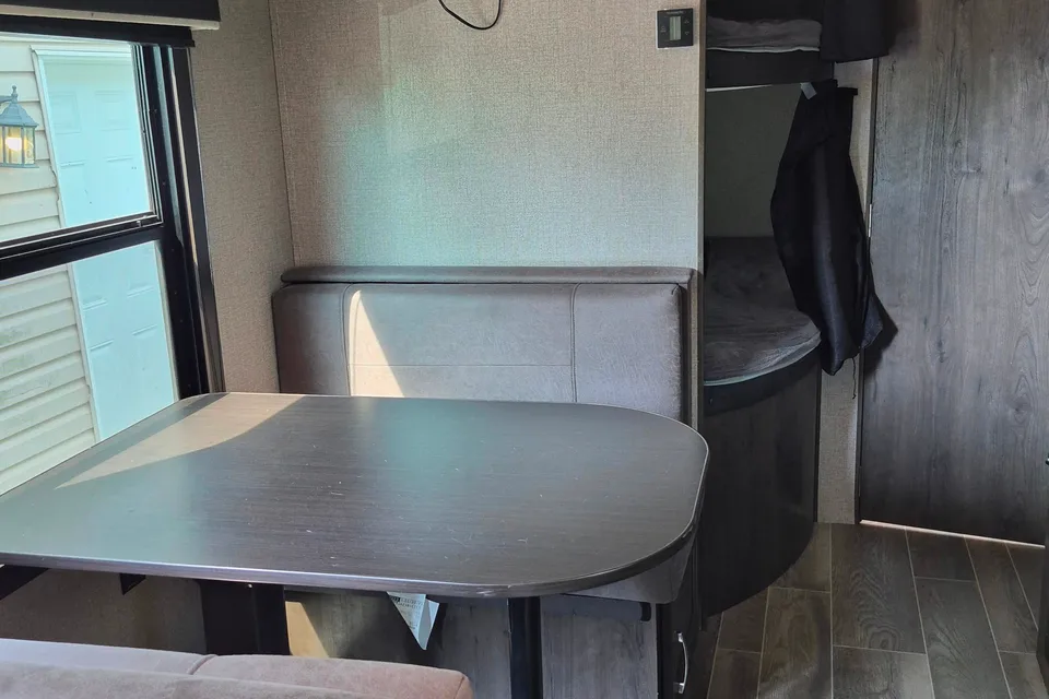Aventure - Jayco 264BH 2021