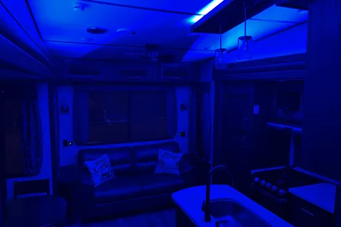  Fully Equipped RV-Perfect for Families or Couples!