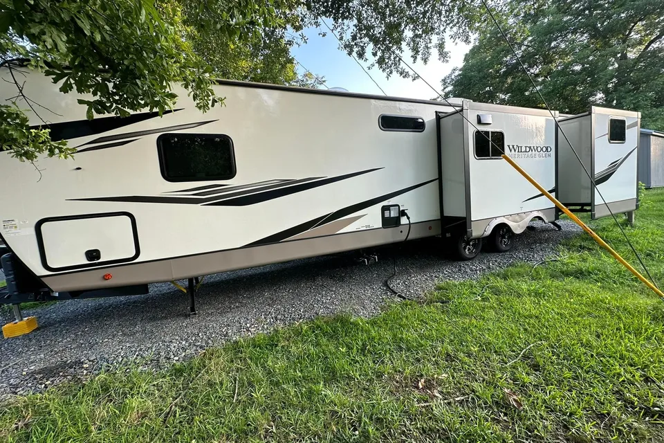 Bryan's Forest River Heritage Glen 310BHI Travel Trailer