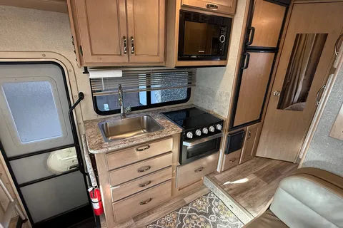 Fully stocked Big Bertha 24ft with solar