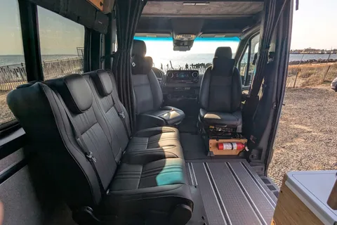 Easy-to-Drive Custom Mercedes Sprinter 170