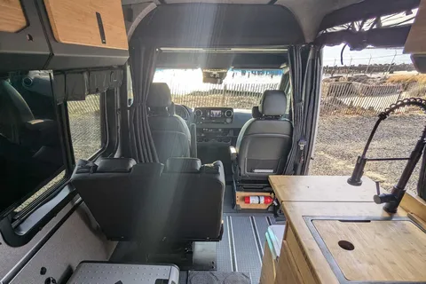Easy-to-Drive Custom Mercedes Sprinter 170