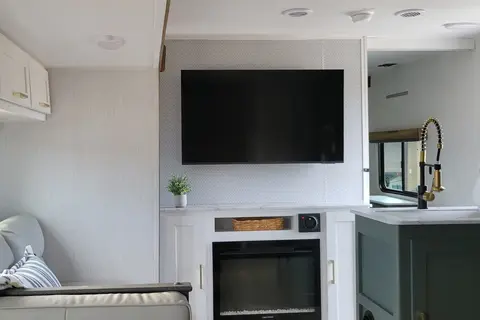 Luxury Heartland Eddie Bauer Travel Trailer