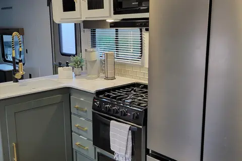 Luxury Heartland Eddie Bauer Travel Trailer