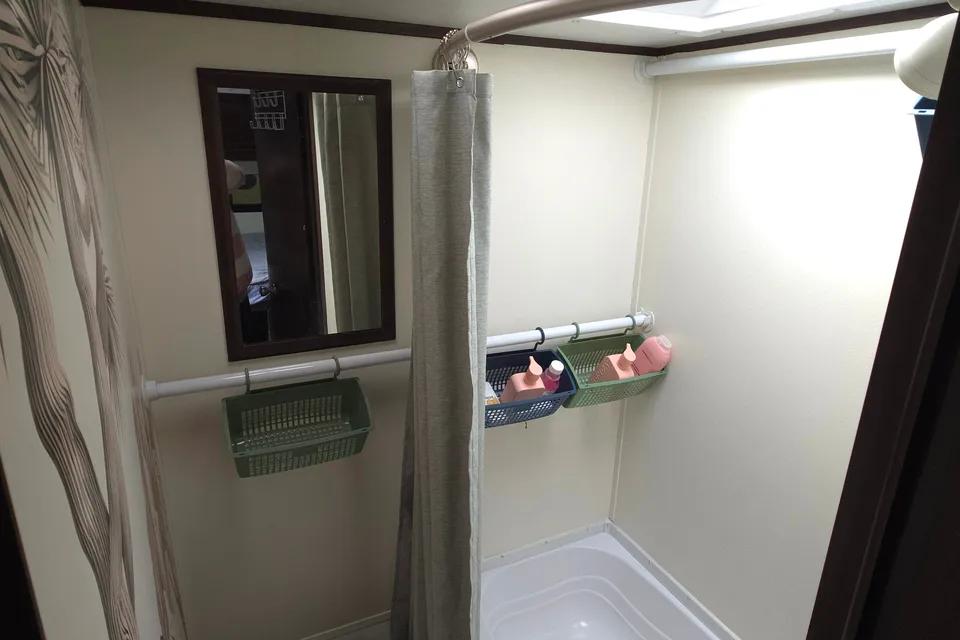 Alexandra's Jayco Jay Flight - tow with SUV -stationary stay in Vancouver available