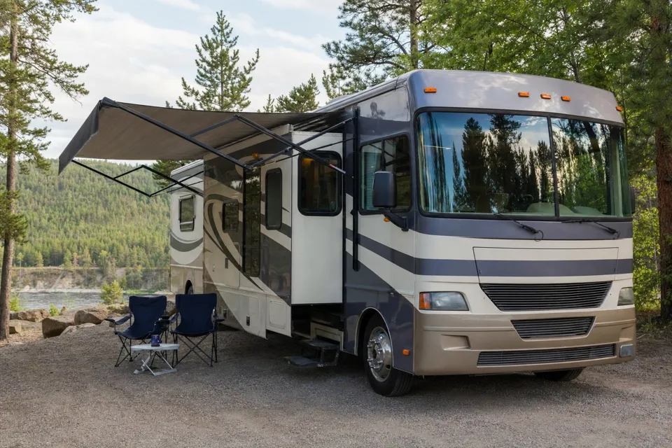 GenWe's 36ft Adventure Home