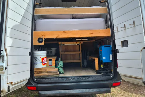 Great Escape – Spacious 170EXT Adventure Van