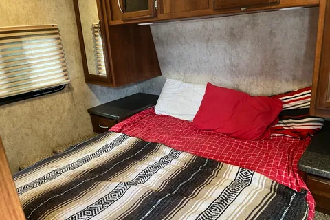 Spacious 30ft travel trailer with 3 queen beds