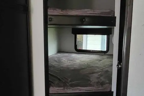Krause's Family Keystone 245 LHSWE Travel Trailer
