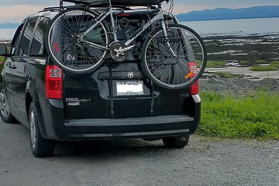 INCOGNITO Grand Caravan Campervan