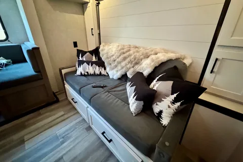 Modern Family Adventure: 2025 Jayco Baja 197MBW