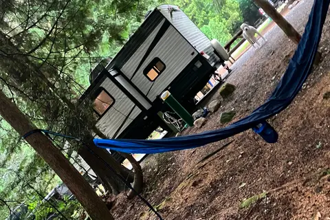 Mike's Coachmen 176BH Travel Trailer