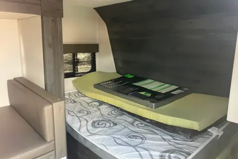 Mike's Coachmen 176BH Travel Trailer