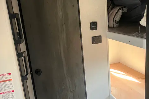 Mike's Coachmen 176BH Travel Trailer