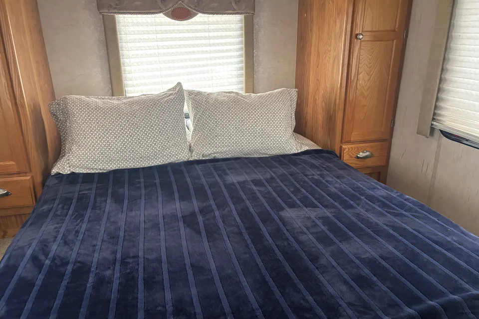 Wilma; Gulf Stream touring cruiser Class C