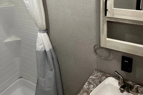 Rebecca's Shasta 25RS Travel Trailer