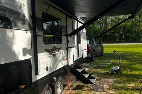 Rebecca's Shasta 25RS Travel Trailer