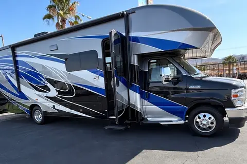 luis's Entegra Coach esteem Class C