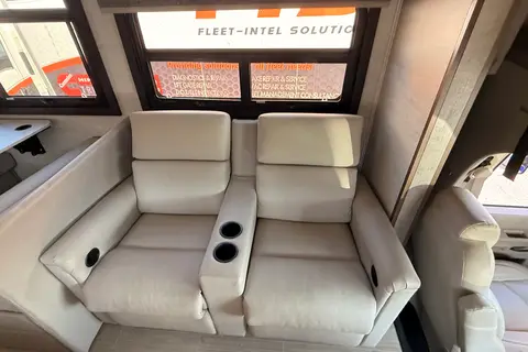 luis's Entegra Coach esteem Class C