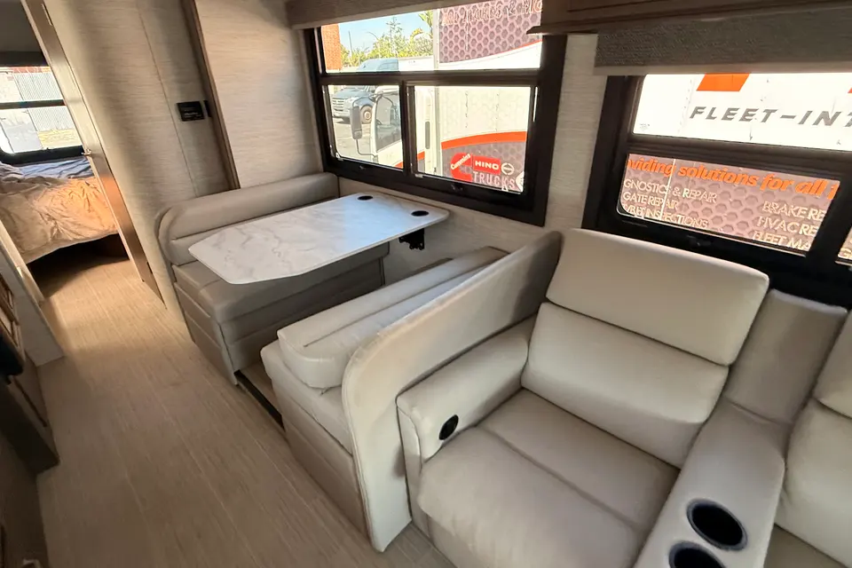 luis's Entegra Coach esteem Class C