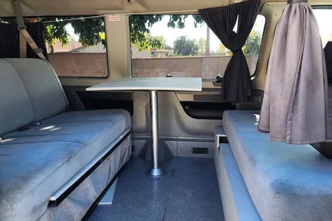 Blue Bird E-150 Campervan