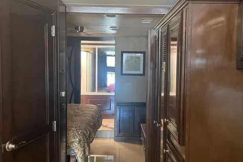 David's Thor Motor Coach Tuscany 44MT Class A