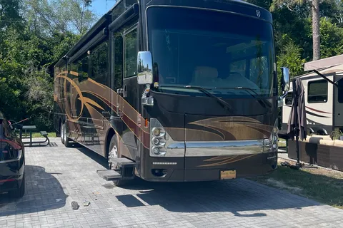 David's Thor Motor Coach Tuscany 44MT Class A
