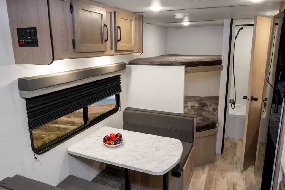 Gulf Stream Kingsport Lite 248bh Travel Trailer