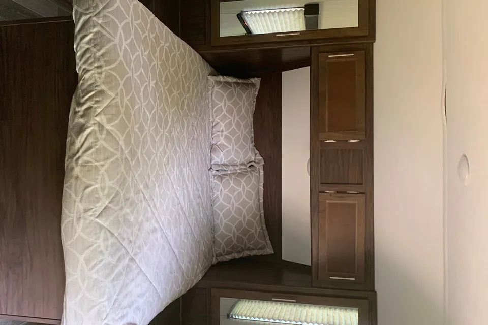 Lion Grey wolf 2019 Greywolf 22MKSE  Travel Trailer