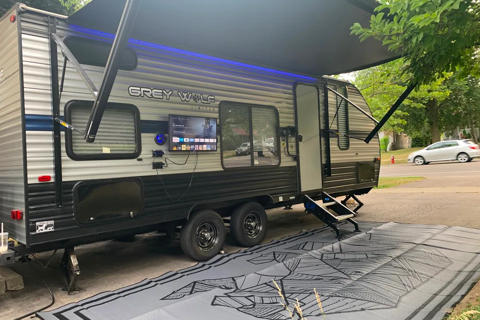 Lion Grey wolf 2019 Greywolf 22MKSE  Travel Trailer